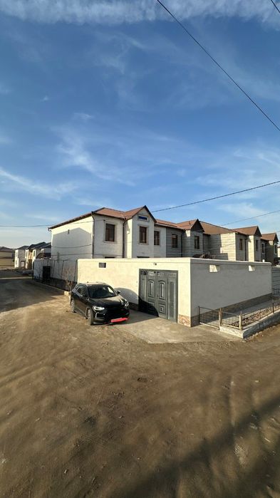 Урганч туманида икки қаватли уй сотилади.