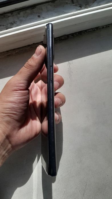 Продаю Редми 10с 128гб минус дислпей