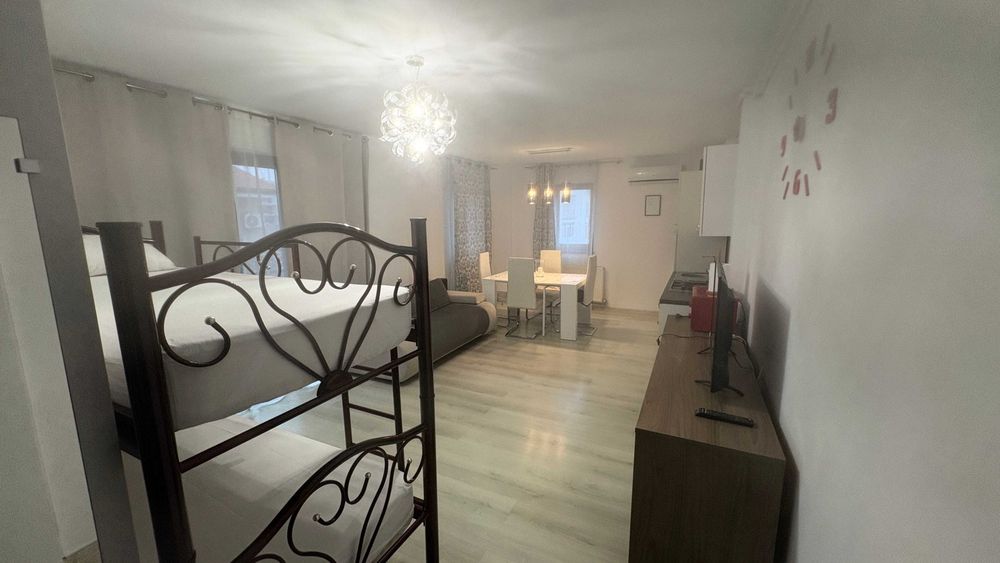 Apartament doua camere de inchiriat pe termen lung