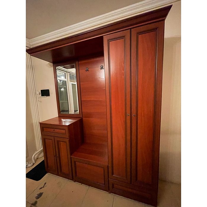 Продам прихожую