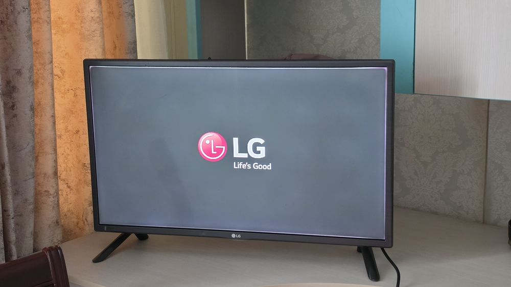 Продаю телевизор LG Smart TV