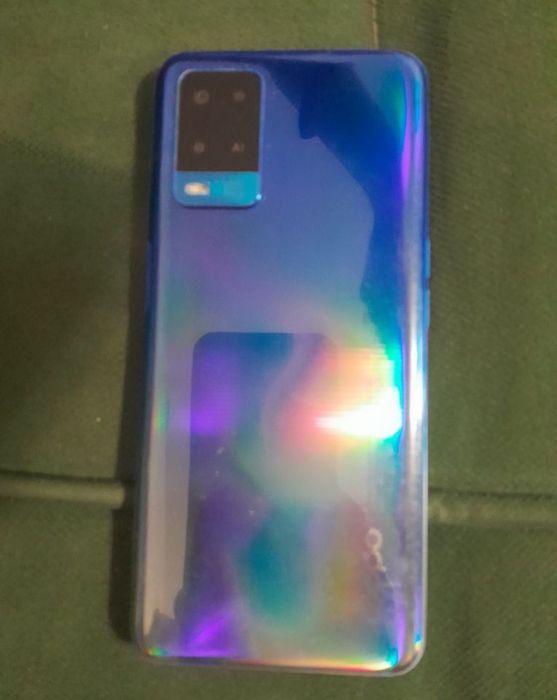 Oppo A54 в хорошем состоянии
