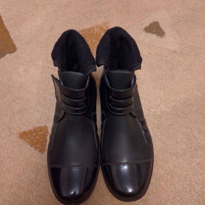 Резиновые полусапожки