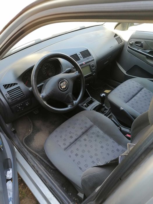 Vând seat ibiza 2002
