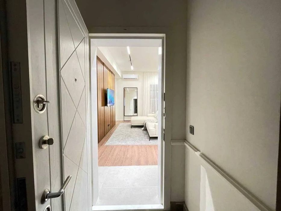 ЖУ Parisien сдается 2х комнатная квартира с Авторским ремонтом!