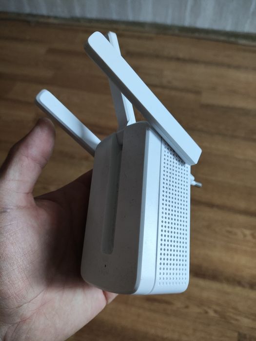 Усилитель WiFi (Репитер) Mercusys MW300RE