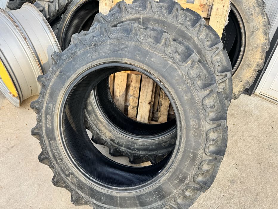 Cauciucuri 12,4 r28 Kormoran