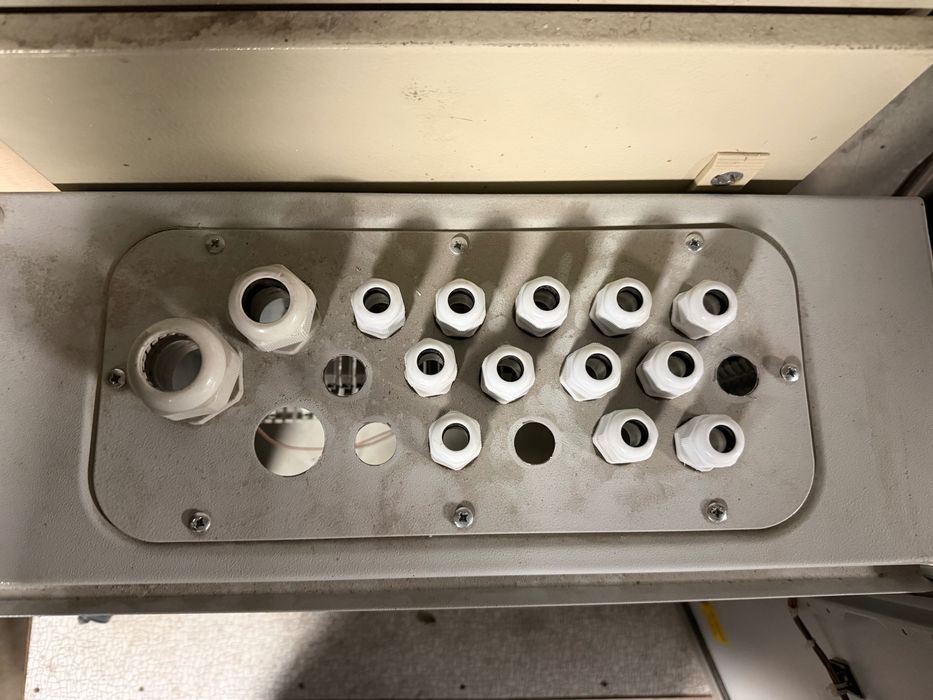 Ел. табла метални