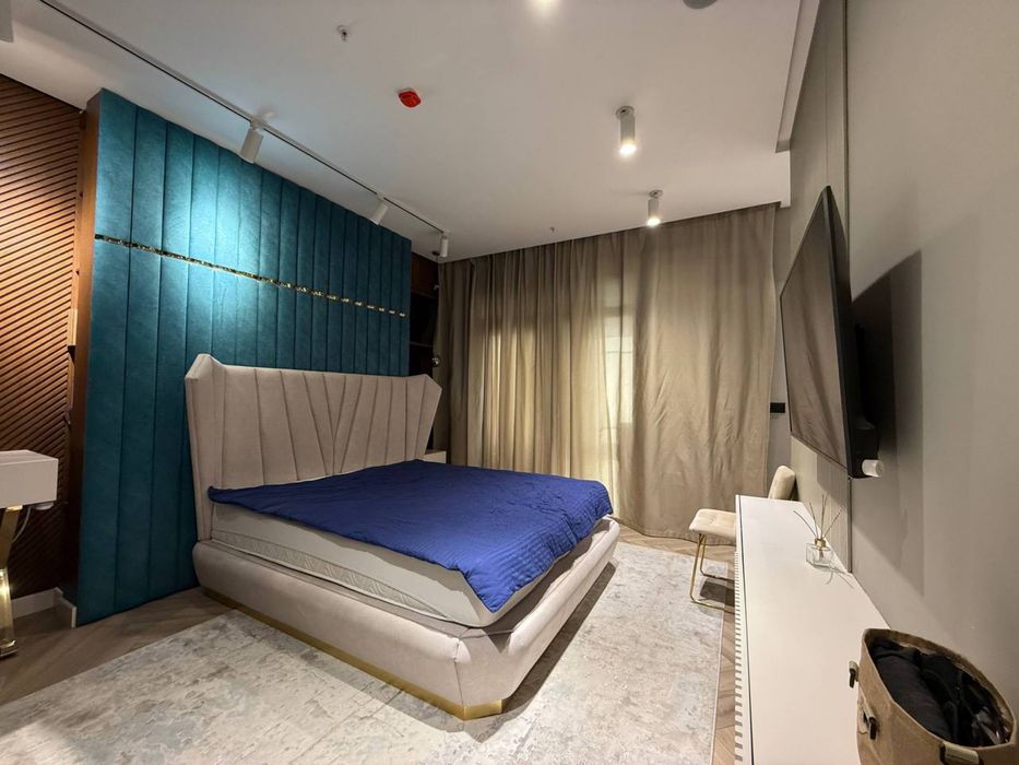 Продается квартира Жк Акай сити 2 комнаты 100кв.м