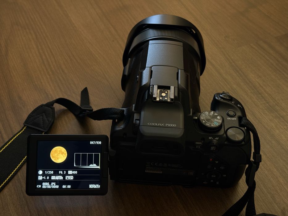 Nikon Coolpix P1000