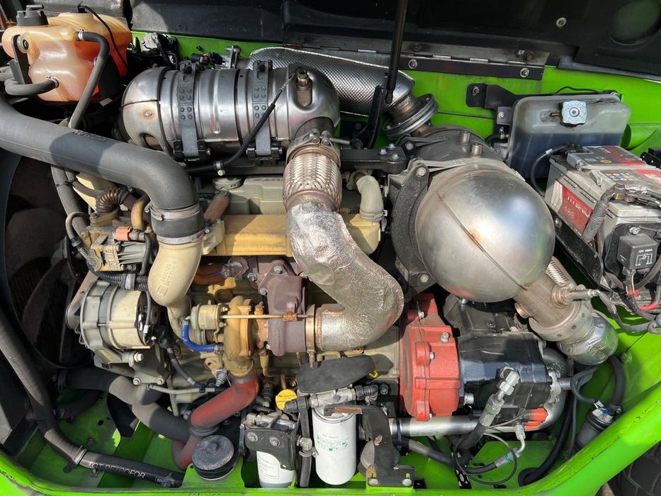 Încărcător telescopic Merlo