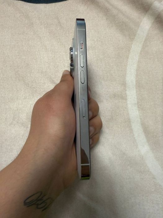 iPhone 14 pro silver piese