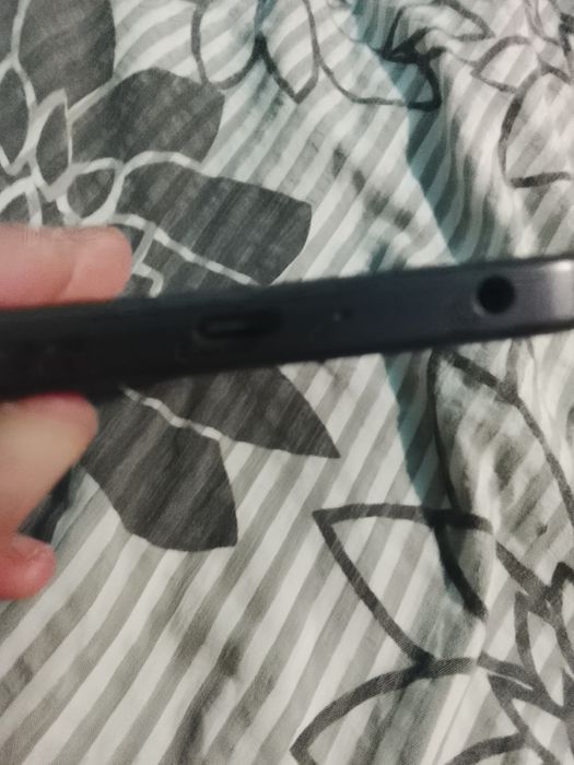 Vând un telefon oppo A5