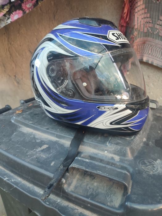 Каска за мотор оригинална,Chark . Shoei