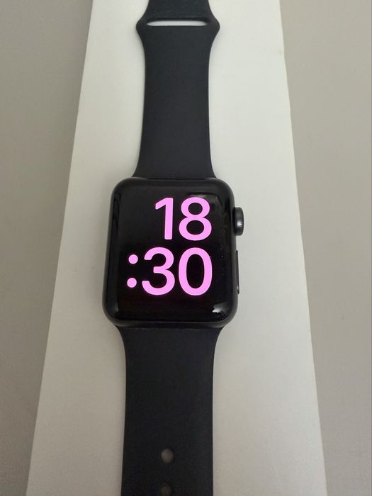 Часы Apple Watch Series 3, 38 мм, GPS