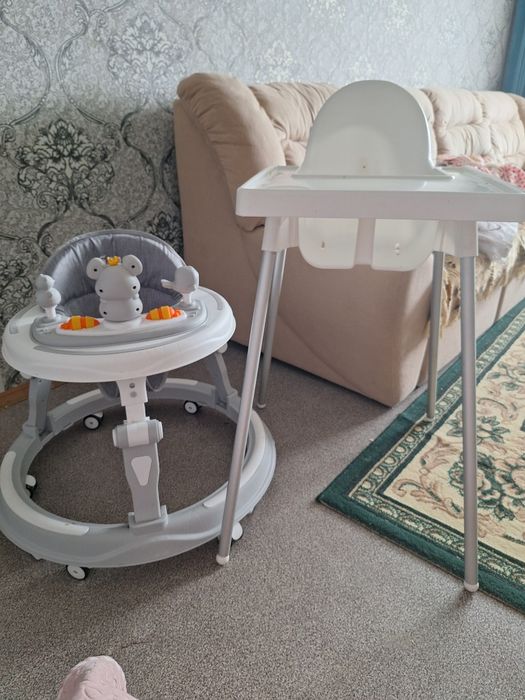 Ходунки,столик детский