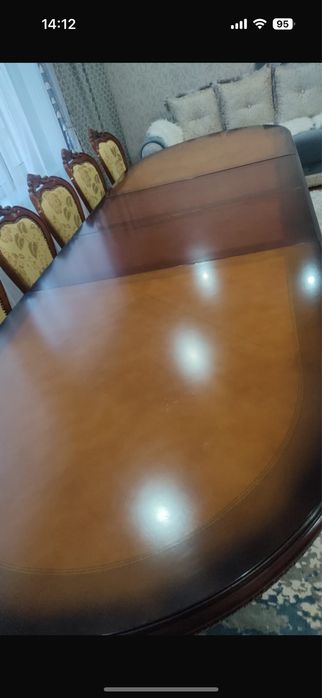 Гостевой большой стол