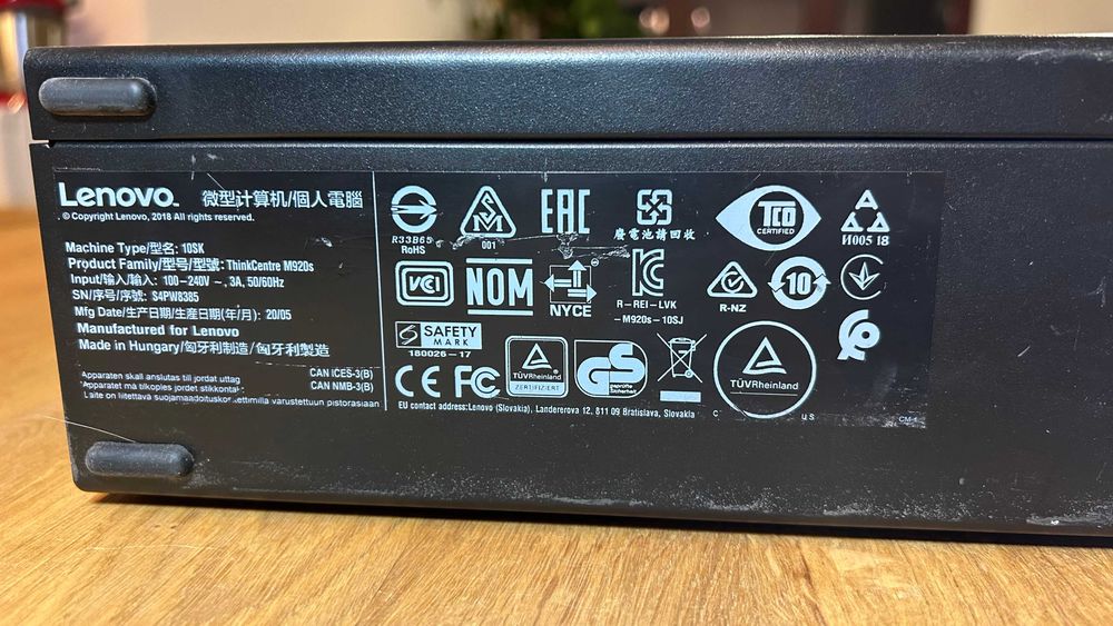 Desktop PC Lenovo ThinkCentre M920s SFF i3-8100