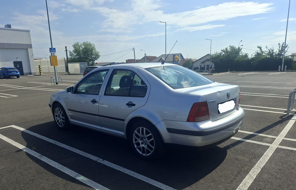 Volkswagen Bora 1.6 Benzina