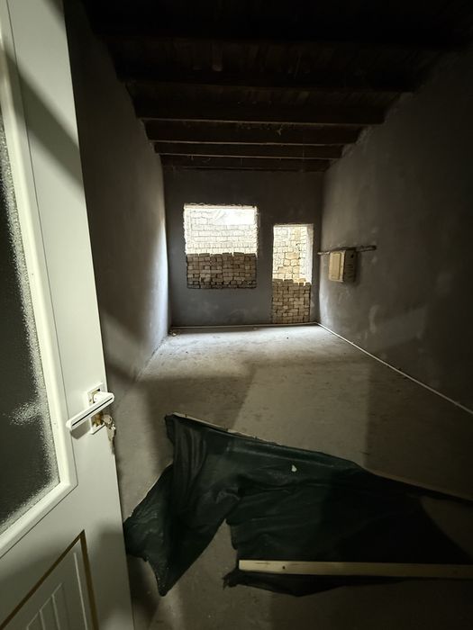 Zudlik pod sklad arendaga beriladi yoki sotiladi