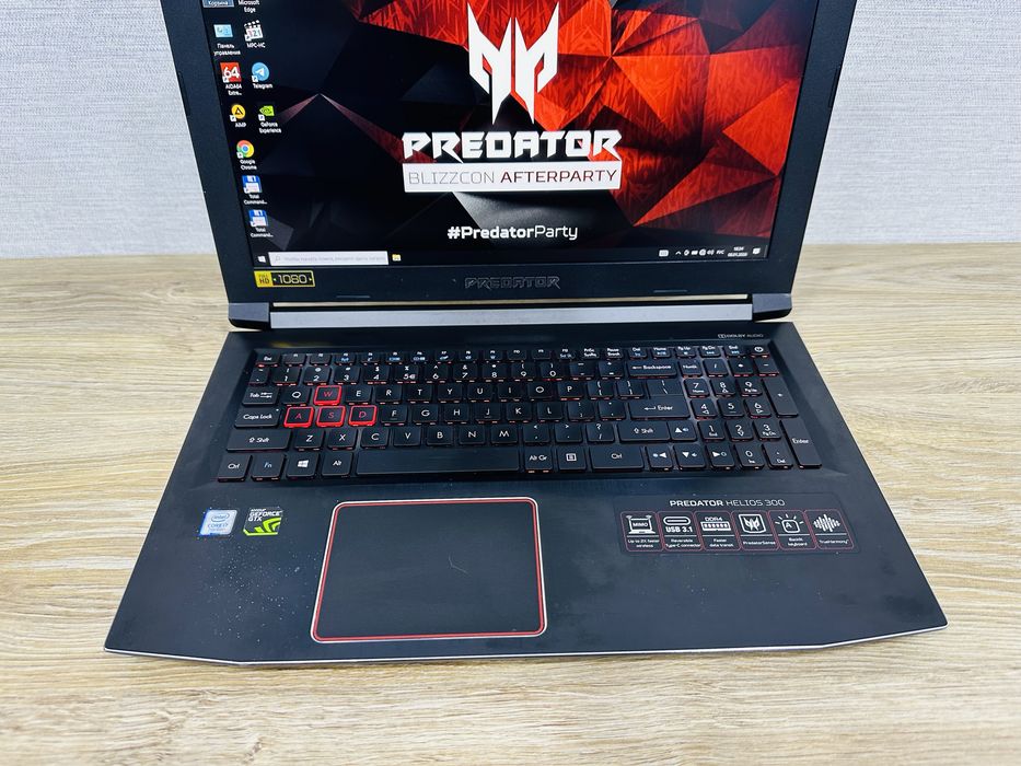 ACER Predator Core i7-8 Ядерный с Мощной 6 ГБ Видеокартой GTX1060