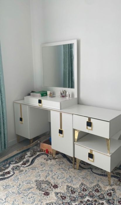 Спальная кровать