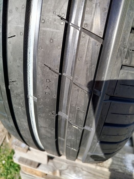 255/50/20 Нокиан ДОТ 2020 г - Чисто Нова - САМО 1 брой