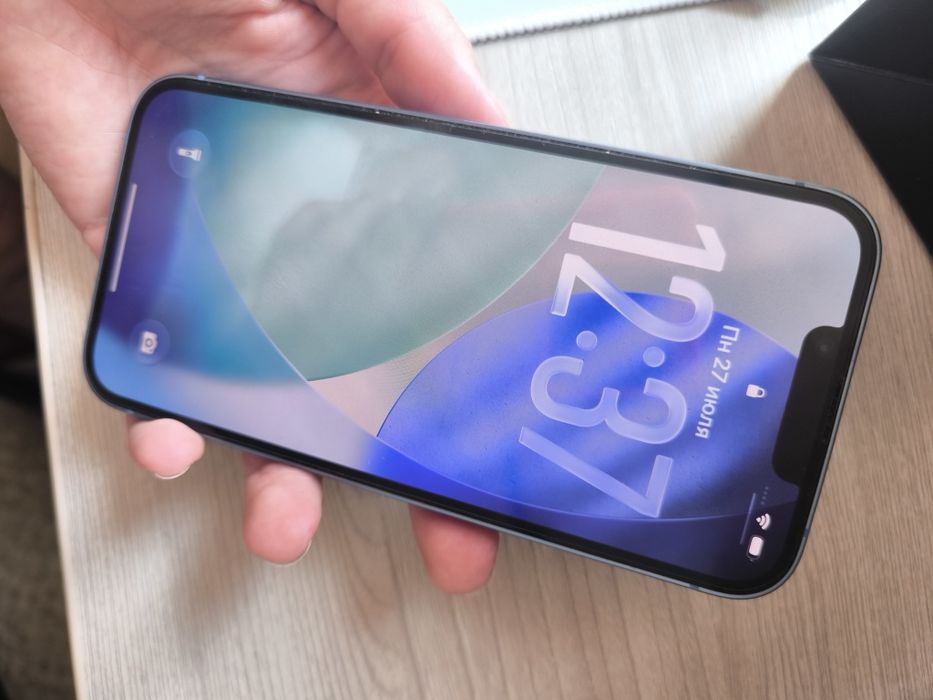 Продам IPhone 14