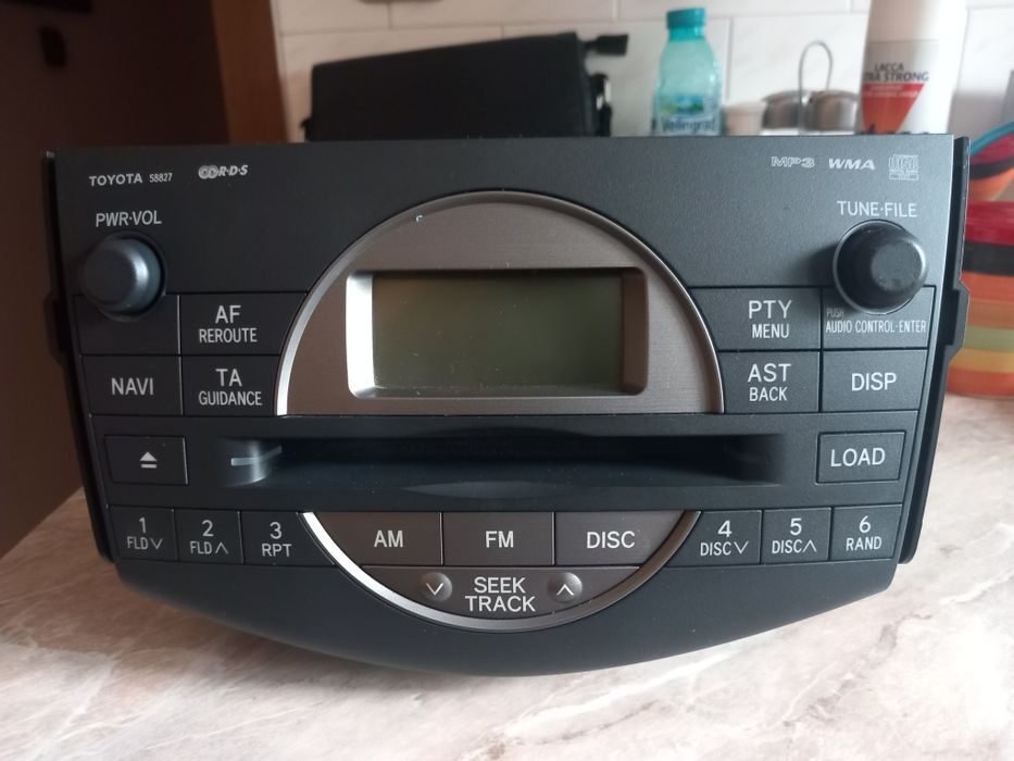 Радио с навигация за Тойота RAF 4