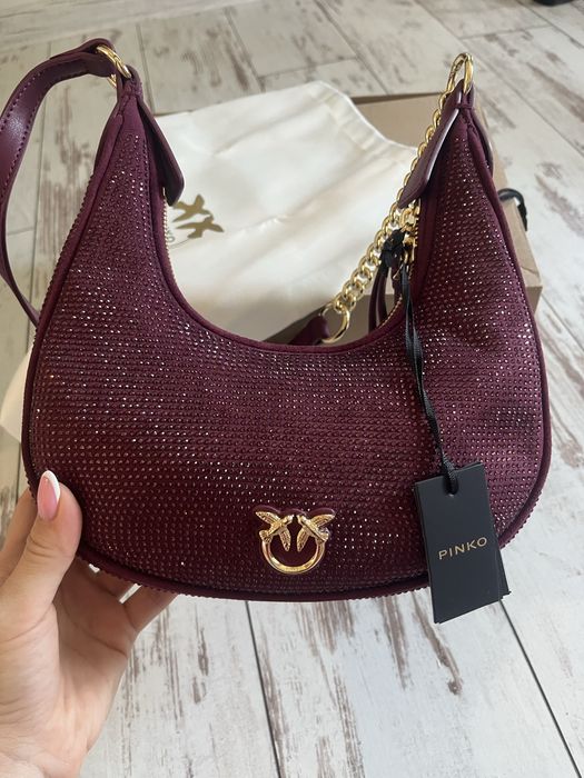 Чанта Pinko с камъни