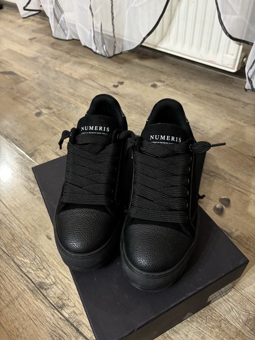 Numeriś Full Black