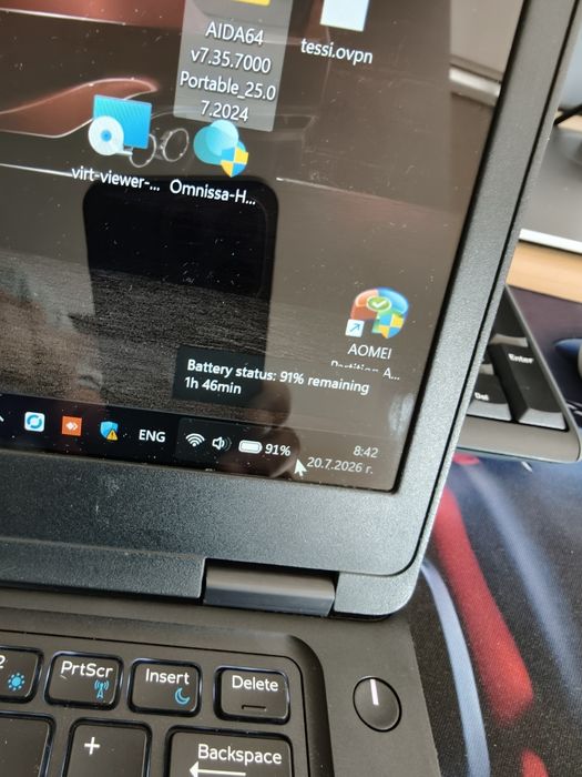 Продавам лаптоп Dell Latitude 5490