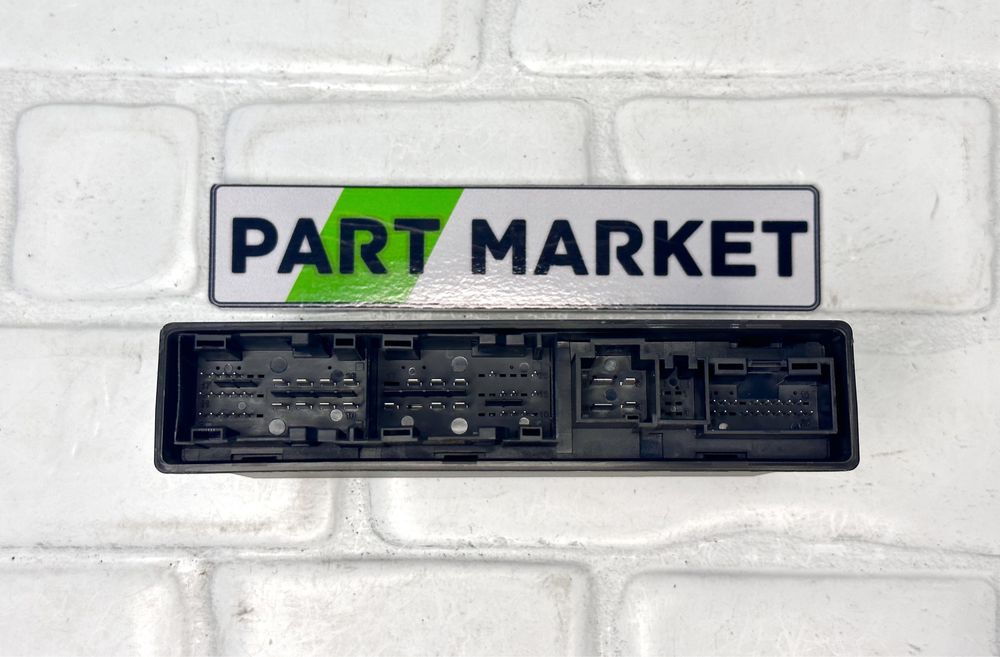 Модул седалки 3 ред AUDI Q7 Q8 4M1959760G