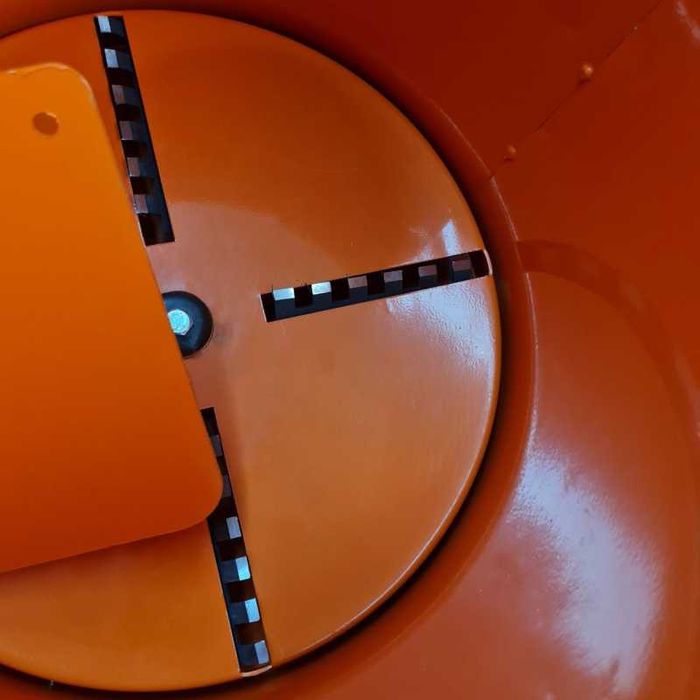 Razatoare cu dinti 1.7 kW, 600 kg/h varza gutui sfecla mere cartofi