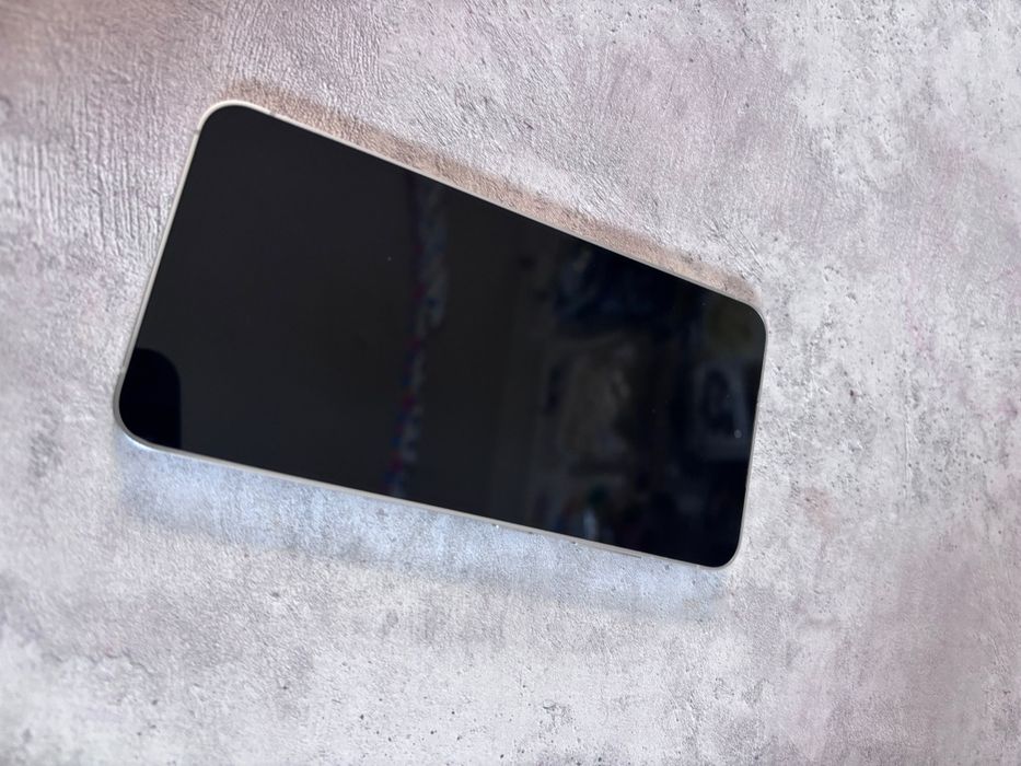 Samsung S24 128 гб