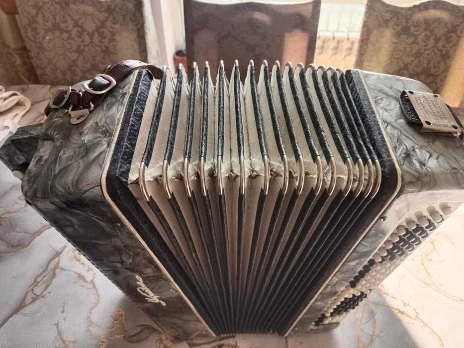 Баян  в отличном состоянии