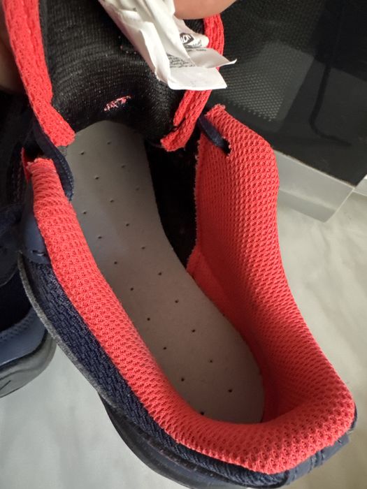 Pantofi drumetie Dechatlon