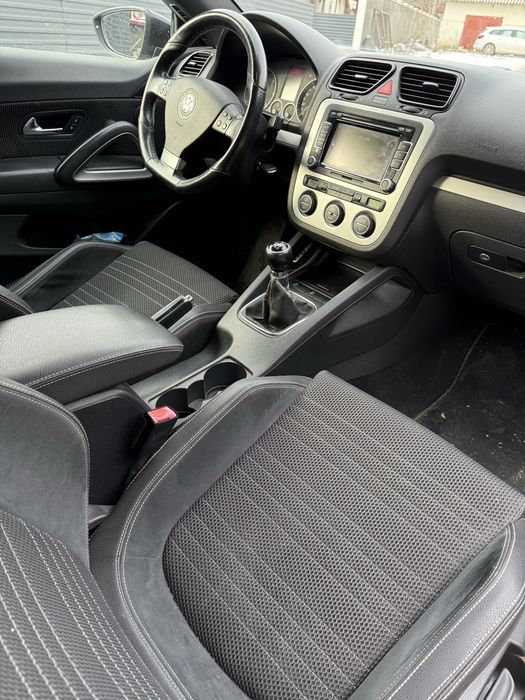 Volkswagen Scirocco 2.0 TDI 140CP – 2009 – vand/schimb