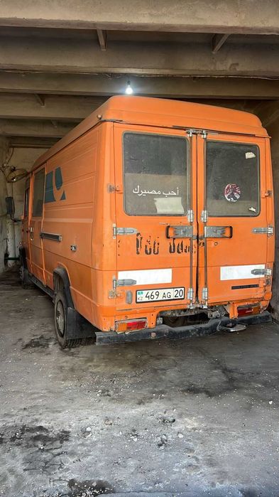 Продам грузовой автомобиль Мерседес
