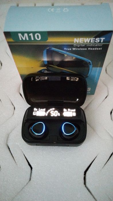 Smart watch,Tripod,Naushnik,Mikrafon sotiladi