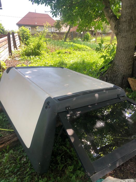 VAND | Hardtop Toyota Hilux 2004