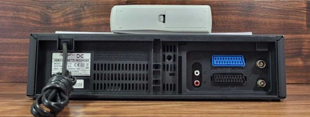 Video VHS recorder  Daewoo nou