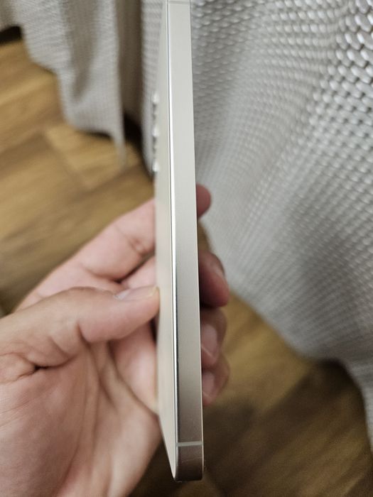 Продавам Samsung Galaxy S24 plus  256 GB