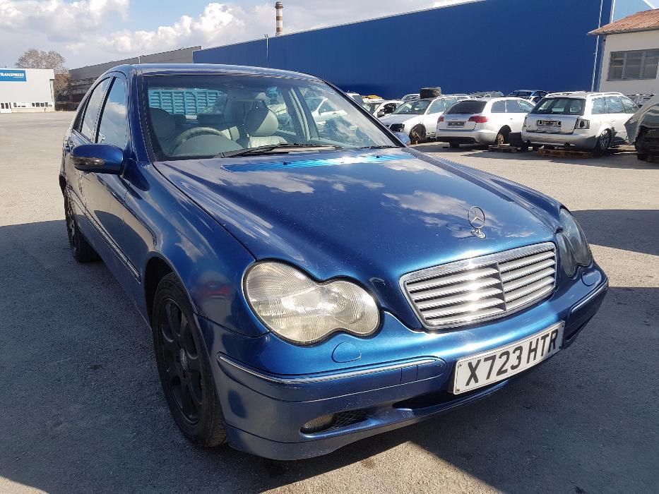 На Части Mercedes C-класа W203 220 CDI Автоматик Кожа Мерцедес ЦДИ