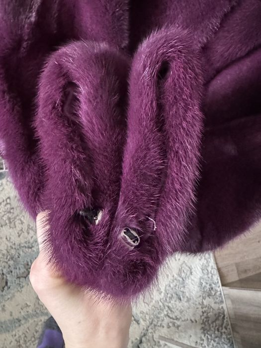 Продам норковую шубу