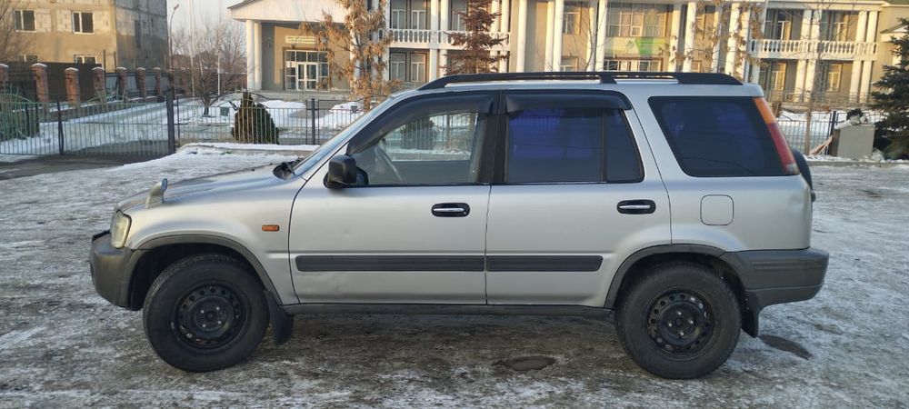 Продам машину Honda CRV