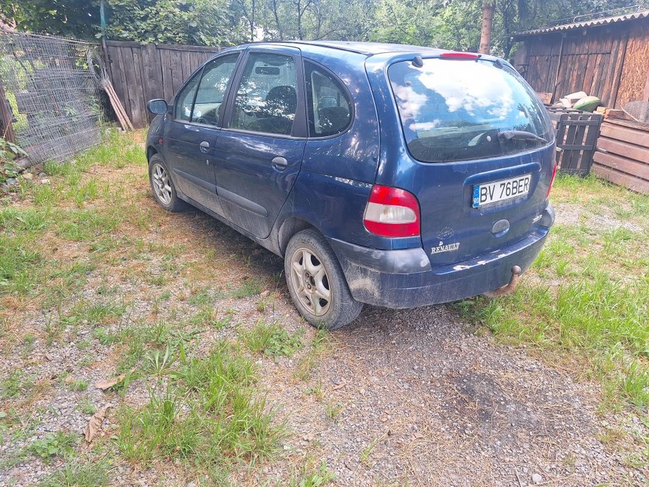 RENAULT 4