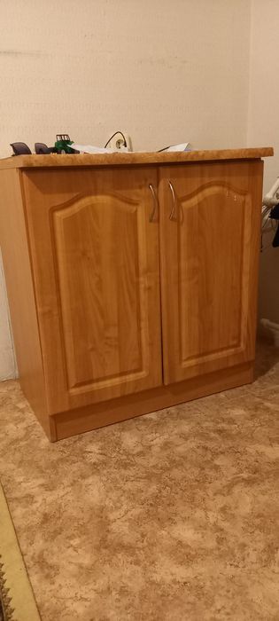 Шкаф от кухонного гарнитура