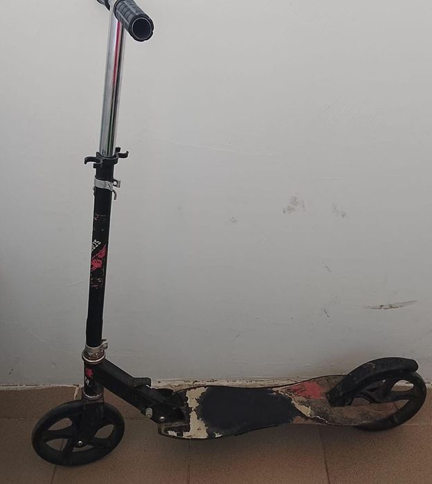 Продам самокат детский