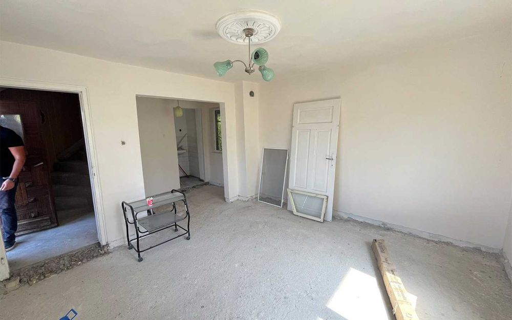 Продава се Къща в Търговище, Център - 80 кв.м за 383 €/кв.м - Снимка #1